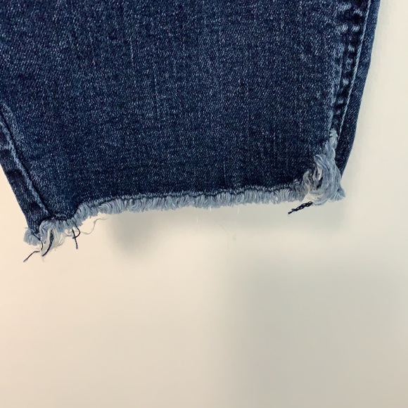 Seven jeans size 12 frayed hem 99 percent cotton - Picture 2 of 6